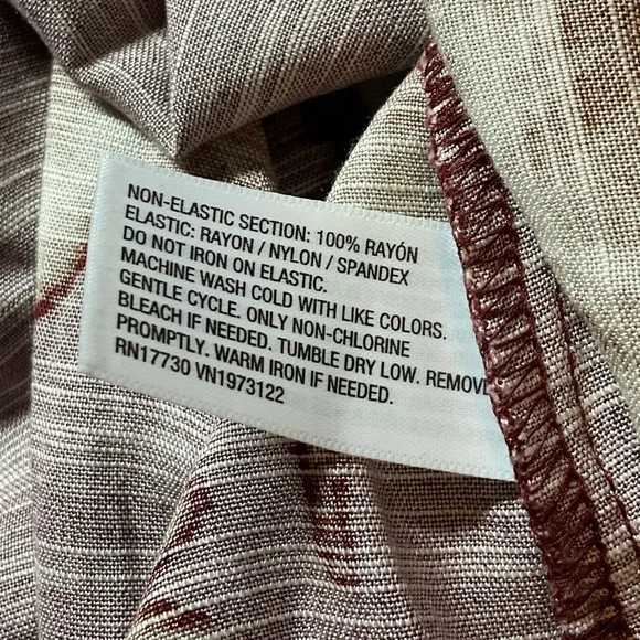 Ava & Viv Size 2X Dress Rust Brown SMOCKED FLORAL MIDI DRESS Long Sleeve V Neck - Picture 7 of 9